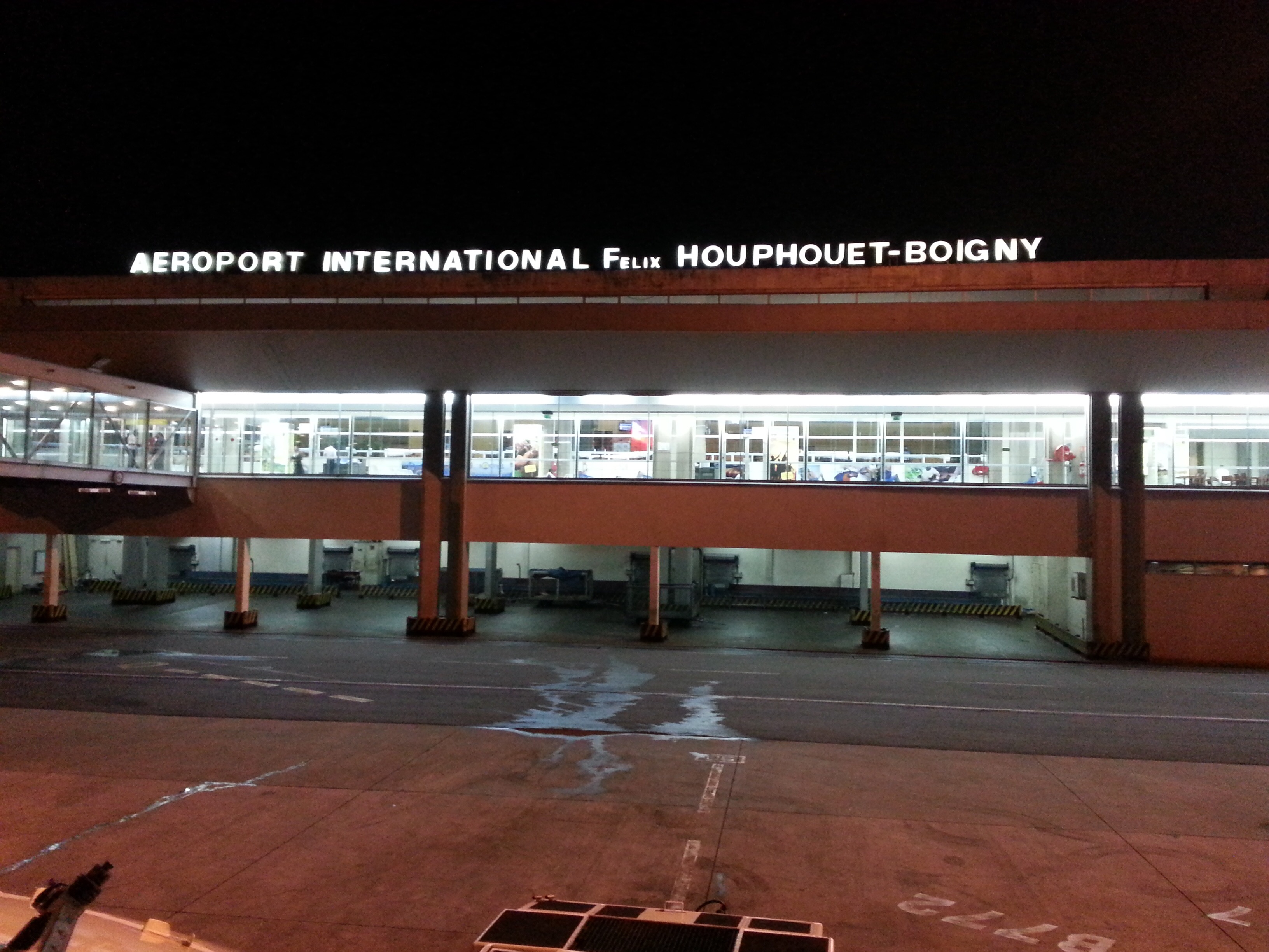 Félix-Houphouët-Boigny International Airport terminal view