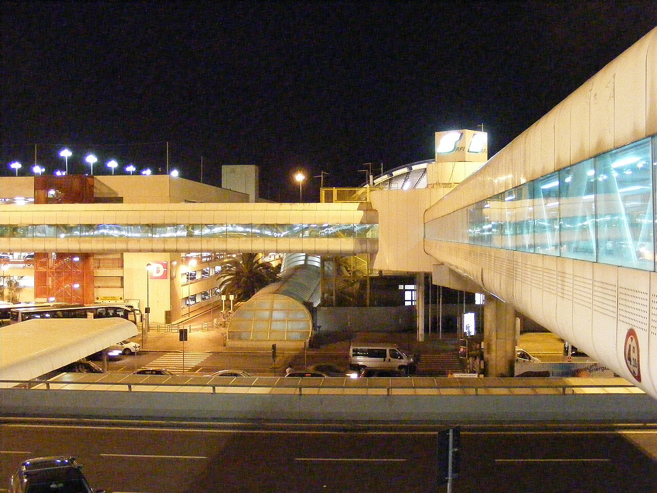 Rome Fiumicino Airport FCO Terminal 3 interior Italian design