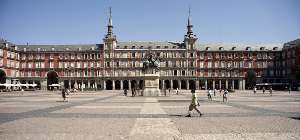 Madrid city Puerta del Sol Plaza Mayor architecture