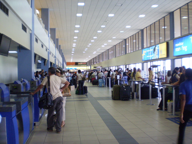 PTY airport exterior