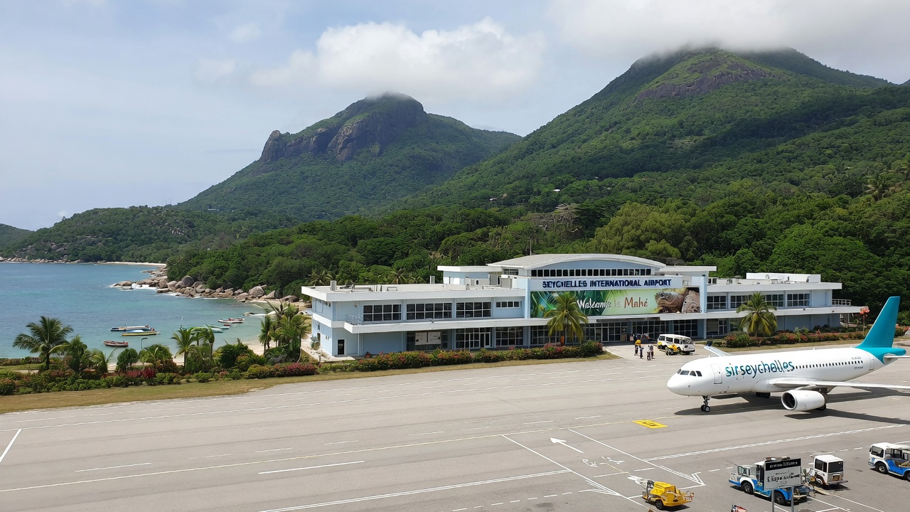 Seychelles International SEZ airport